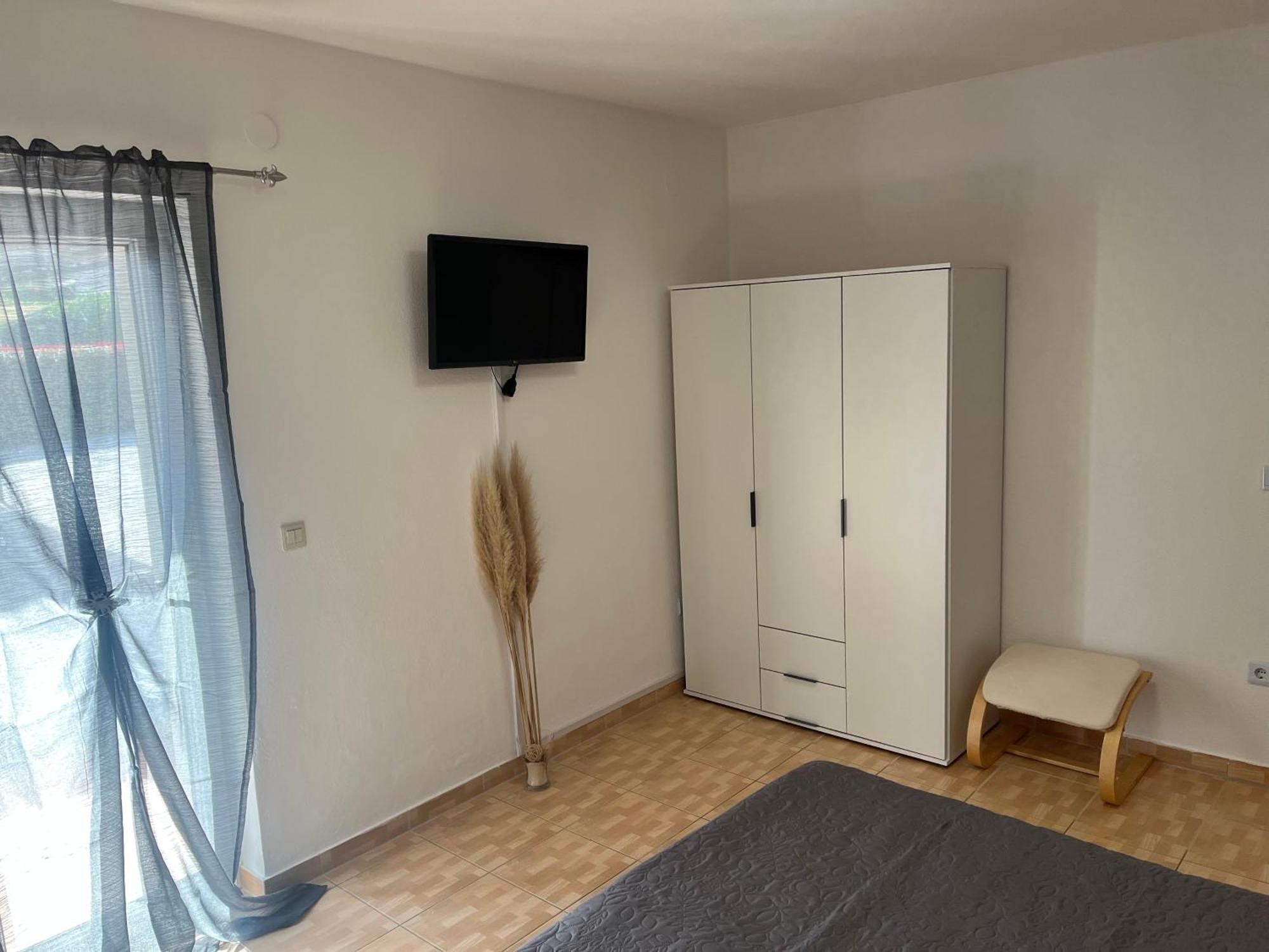 Apartments Marija Malinska Esterno foto